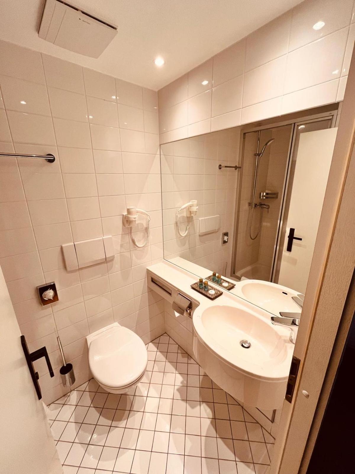 Hotel Zum Pfalzgrafen Heidelberg Exteriör bild