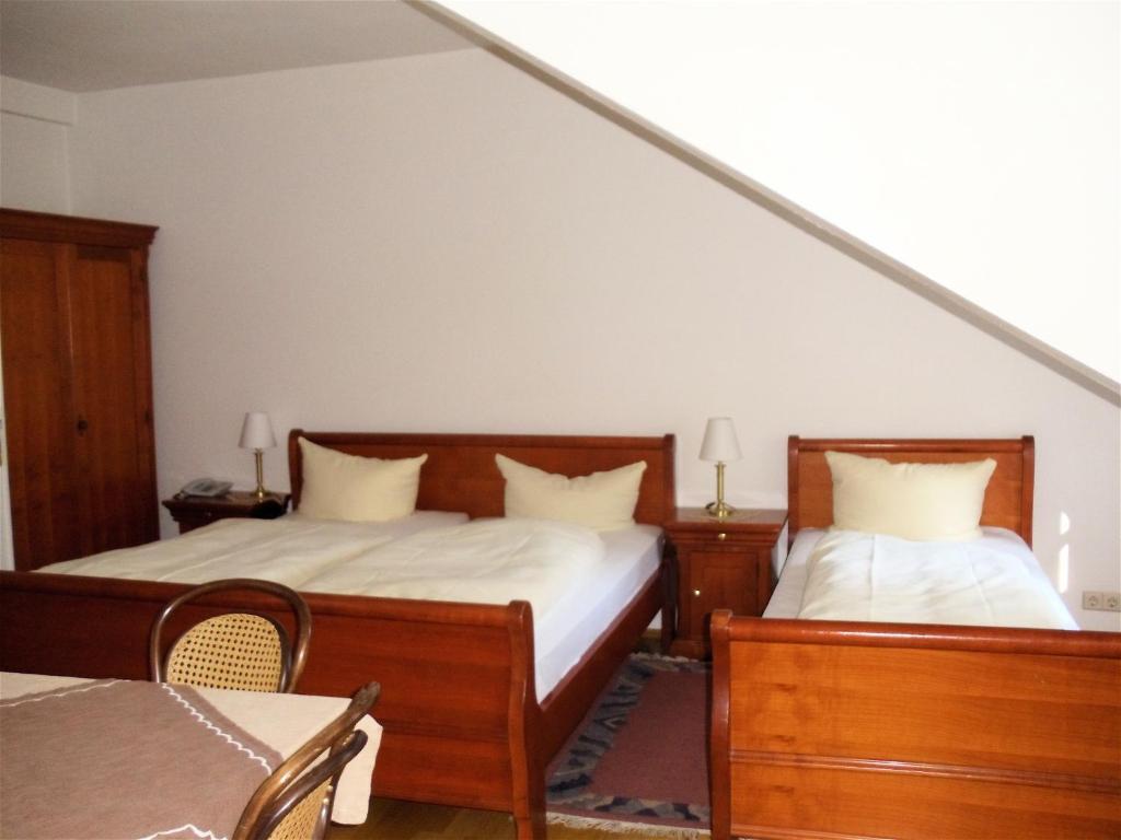 Hotel Zum Pfalzgrafen Heidelberg Rum bild
